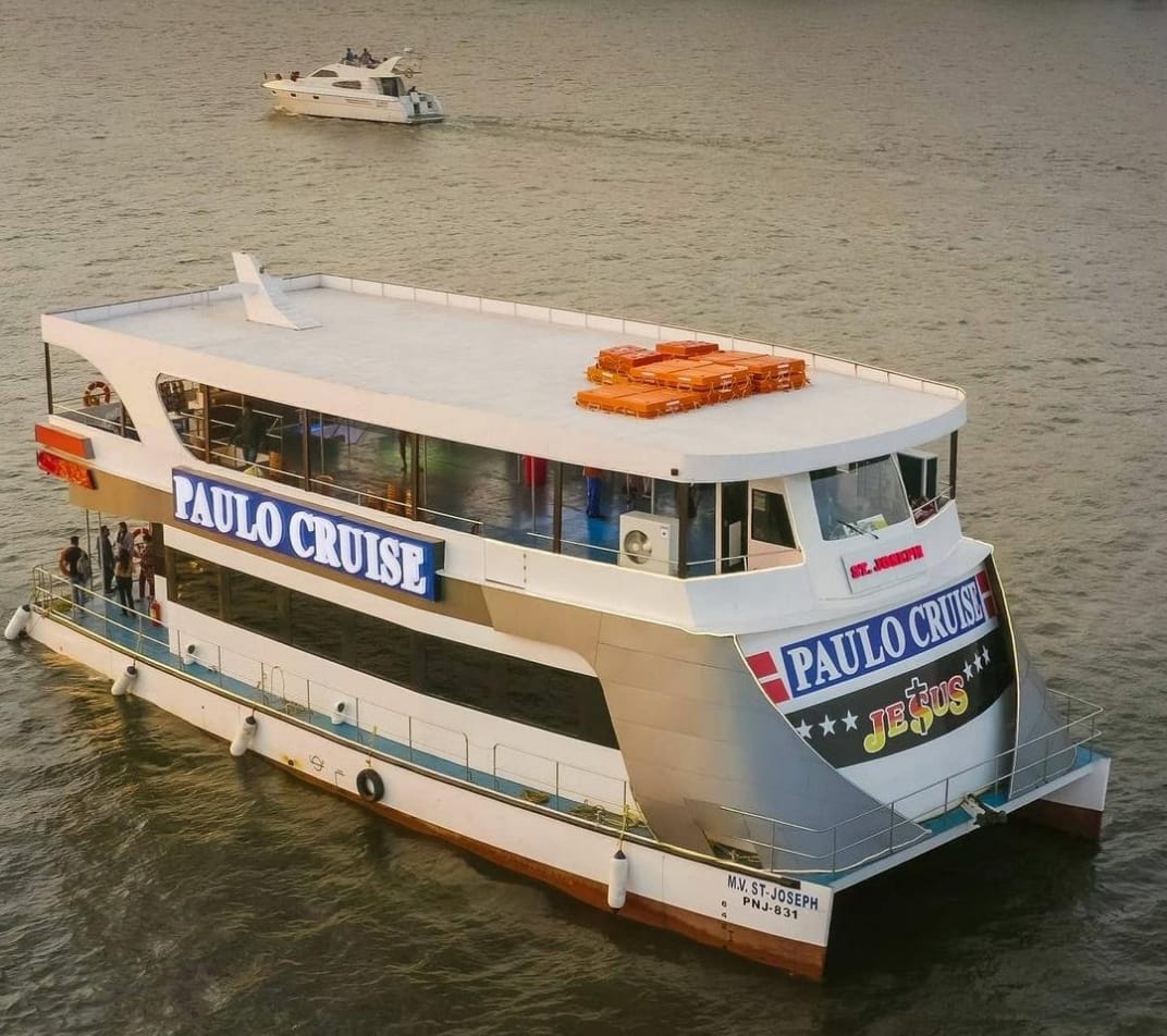 Romantic Dinner Cruise 3 Boat party in Goa